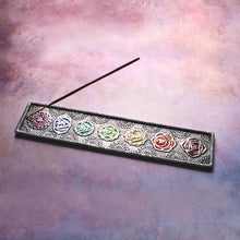 Quemador de Incienso - Siete Chakras de Metal Adornado - 10.75"