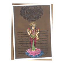 Tarjeta de felicitación - Pintura en miniatura Rajasthani - Lakshmi de pie sobre loto - 5"x7"